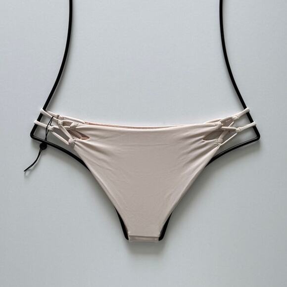 Acacia Swimwear Nusa Moderate Coverage Bikini Bottom - Foam - Medium - Picture 5 of 7